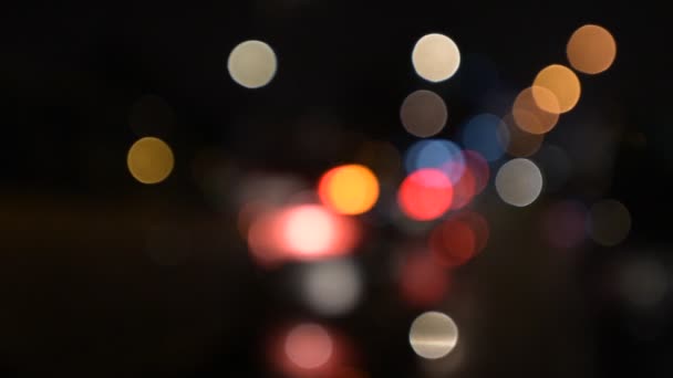 Semáforos Nocturnos Desenfocados Semáforos Nocturnos Gran Ciudad — Vídeos de Stock