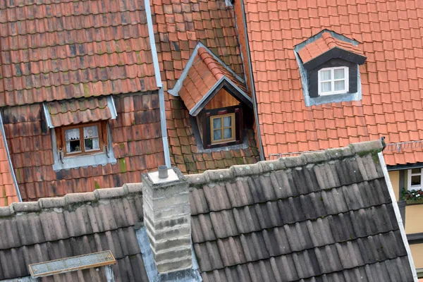 Os telhados da histórica cidade velha de Quedlinburg — Fotografia de Stock