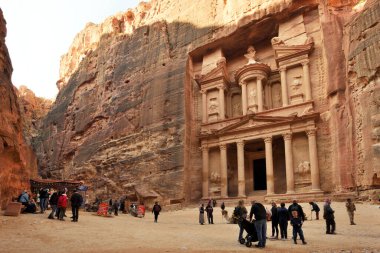 Petra, Ürdün - 18 Şubat 2020. Ürdün 'ün Petra kentindeki Al Khazneh. 