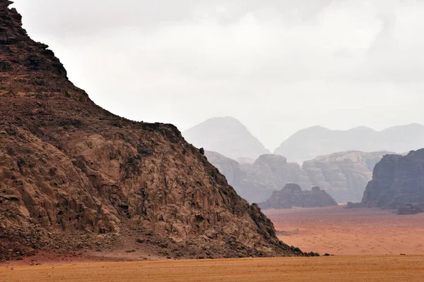 Wadi Rum Szikla Sivatag Wadi Rum Dél Jordániai Homokkő Gránit — Stock Fotó