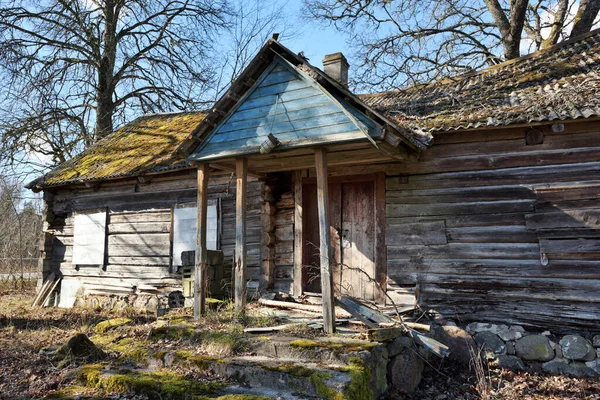 Abandonada Casa Arruinada Danificada Lituânia Europa — Fotografia de Stock