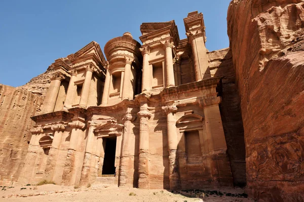 Monastère Dans Ancienne Ville Petra Temple Khazneh Petra Est Des — Photo