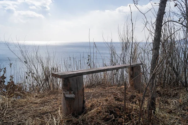 Un banc avec vue mer — Photo