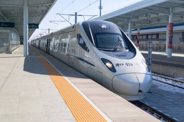 İBB yüksek hızlı hızlı tren Yanjixi tren istasyonu, Jilin, Çin görünümünü