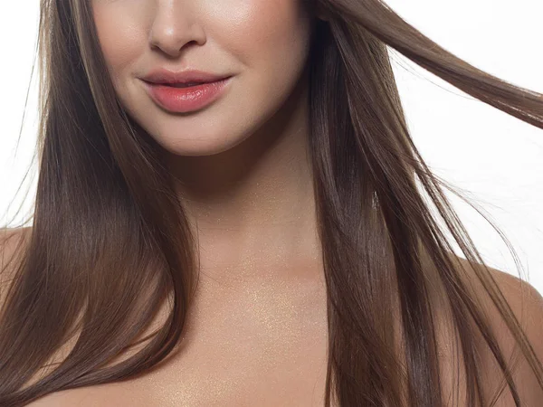 Kadın Güzellik Closeup Kırmızı Dudakları Parlak Cilt Uzun Saç Ile — Stok fotoğraf