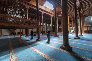 Esrefoglu Camii woodw en önemli sanat formları biridir