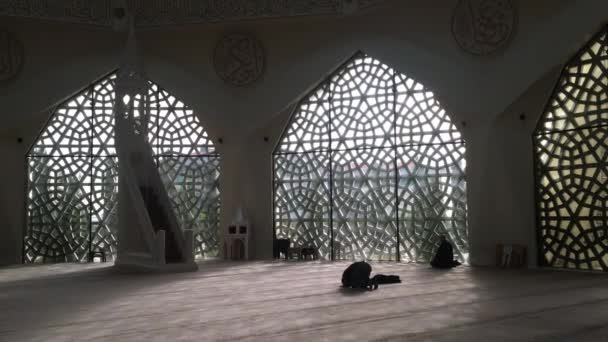 Istanbul Turquie Décembre Vue Intérieure Mosquée Ilahiyat Théologie Dans Quartier — Video