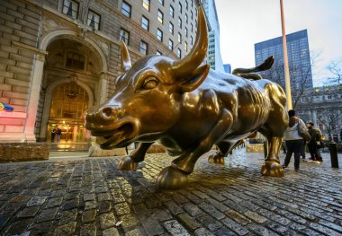  Saldırgan finansal iyimserliğin sembolü New York..