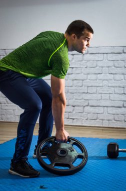 çekme ve pislik yapıyor diktatör