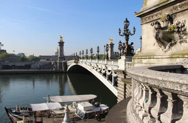 Pont Alexandre and Invalides, Paris — Stock Photo, Image