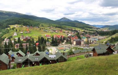 Ukraynalı dağlar Karpatlar güzel görünümü 