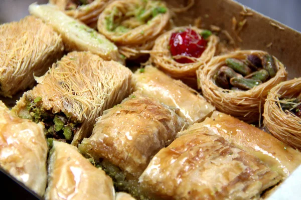 Mezcla de postre oriental baklava — Foto de Stock