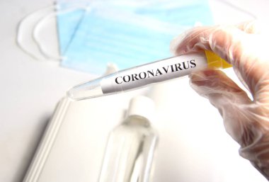 Corona virüsü 2019, hijyenik eşyalar, tüp testi ve noel.