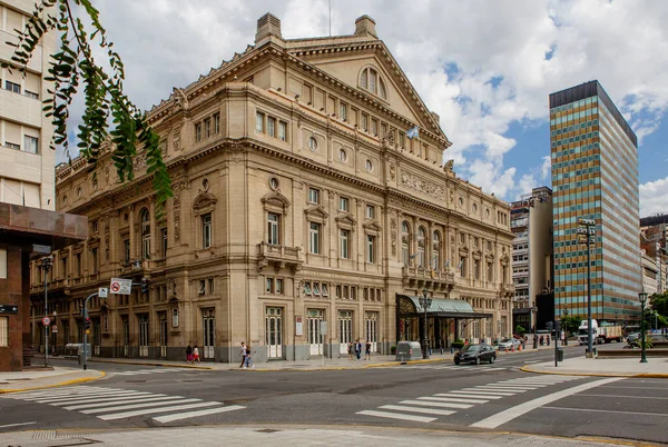ブエノスアイレス アルゼンチン 2020年2月29日 コロン ブエノスアイレスのオペラハウスです 1908年5月25日にヴェルディのオペラ アイーダと共にオープンした 劇場の内装は豪華に装飾されていた — ストック写真