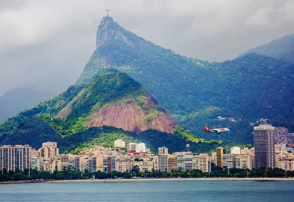 Rio Janeiro Brazylia 2020 Widok Miasto Strony Morza Góra Corcovado — Zdjęcie stockowe