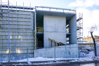 Katlama mekanizması ve kat kiriş inşaat alanı üzerine Beton kalıp