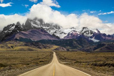 Estrada para El Chaltn - Patagnia Arjantin