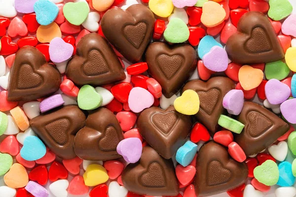 Stapel Von Schokolade Und Zucker Herzform Valentinstag Bonbons — Stockfoto
