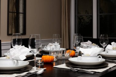 Şükran günü yemeği sofra