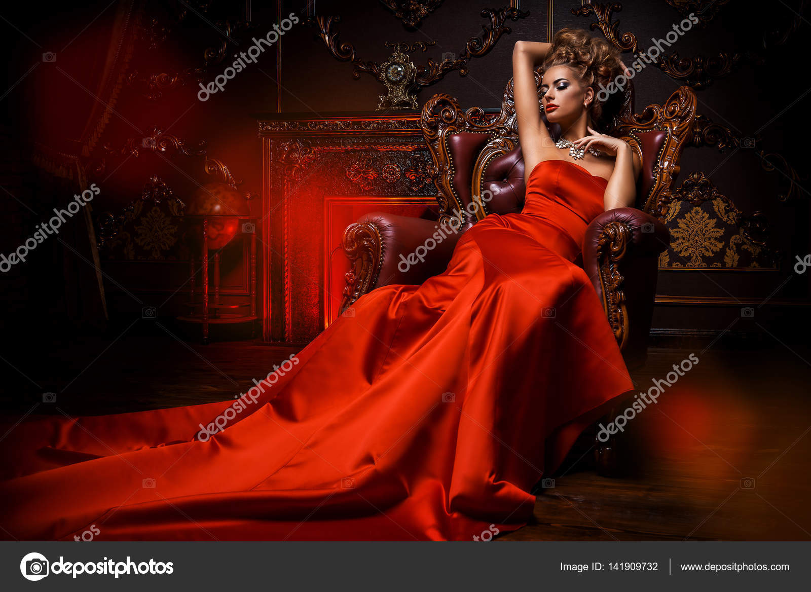 Glamorous lady. Femininity. Sexual woman. Stock Photo by ©prometeus