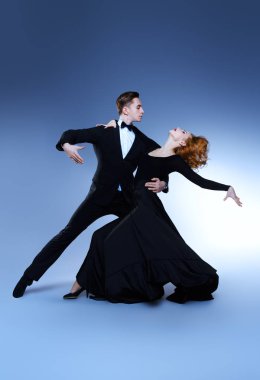 iki tango dansçı