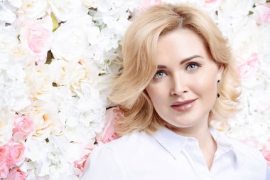 yaş kozmetik. Doğal kozmetik, makyaj, Cilt Bakımı.