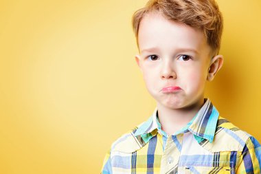 yüz çocuk yapıyor