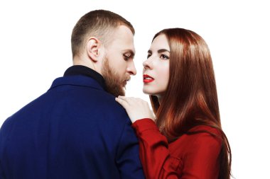 Çift kucaklayan. Aşk kavramı.