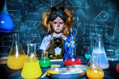 Laboratuvar patlamada