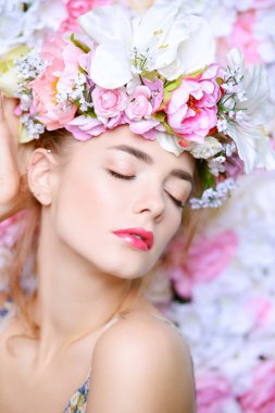 çiçek parfüm gül