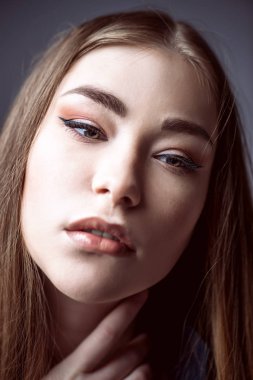 Makyaj, göz kalemi okları