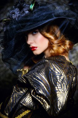 tarihsel şapkalar stili