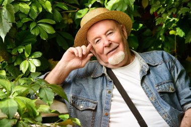 bir tatil beldesine dinlenme