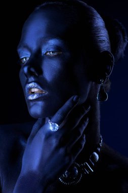 Gümüş bakışta Güzellik