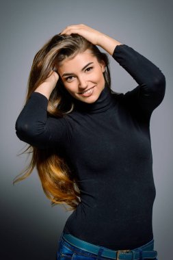 güzel uzun saçları