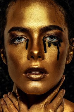 Altın yüz Close-Up