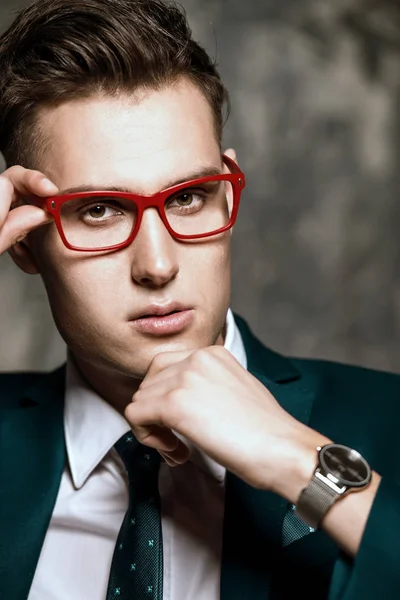 bir adam için aksesuarlar