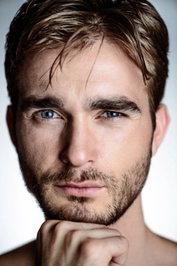 yakın çekim erkek portre