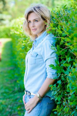 hedge tarafından ayakta