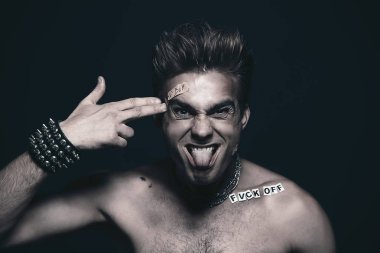 antisosyal davranış erkek