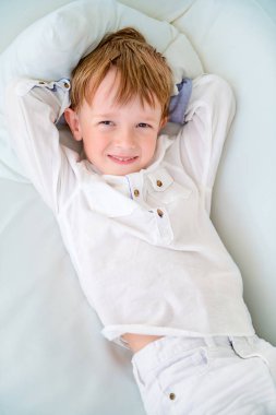 hoş beş yaşındaki çocuk