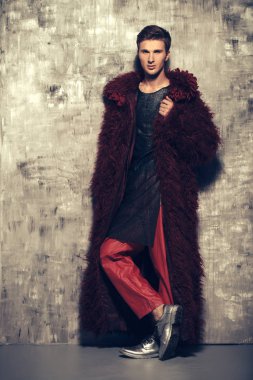 savurgan kürk stili