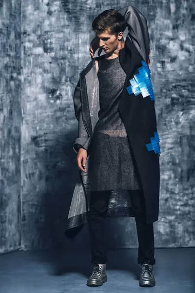 tam uzunlukta portre