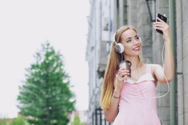 selfie bir arkadaş için