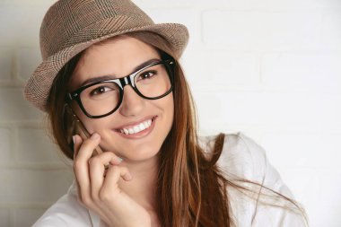 bir arkadaş için çağrı