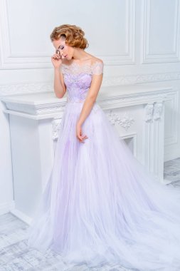 Gelin şömine tarafından