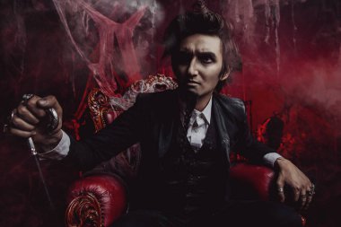 Ortaçağ terkedilmiş Kalesi