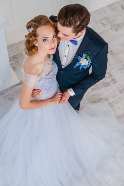 aşk ihale kucaklama