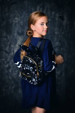 şirin on yaşındaki kız