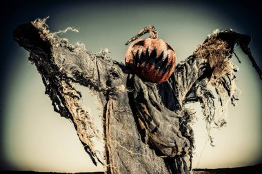 şeytani ve korkutucu